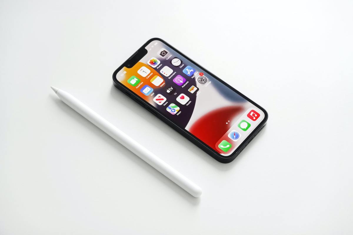 Czy warto oddać iPhone’a do naprawy?